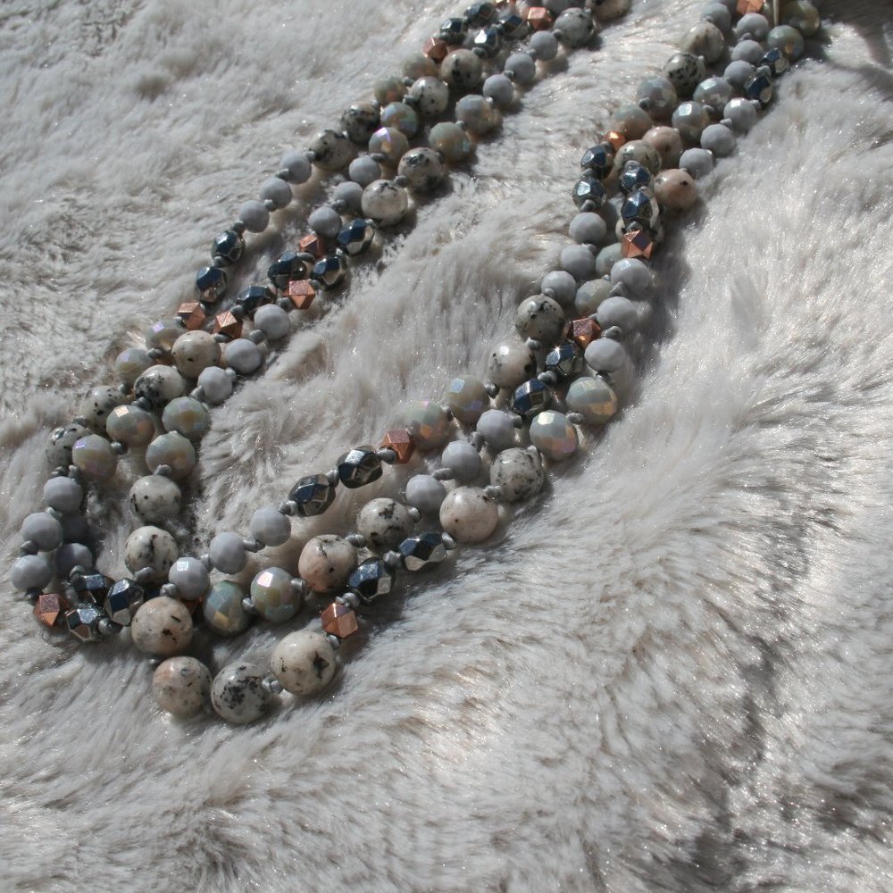 NECKLACE NWT LUCKY BRAND IN GREEN TAN BROWN BEAD